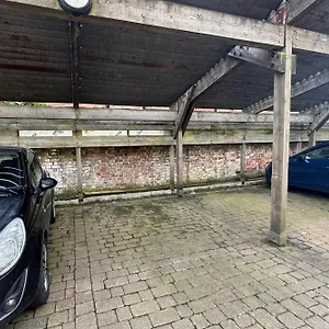 The Greenwich - Two Bedroom With Parking, Close To Ferry Terminals Apartment Southampton