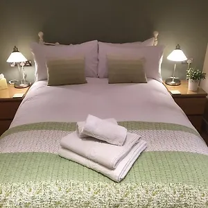 Number 10 Serviced - City Center Apartment Southampton